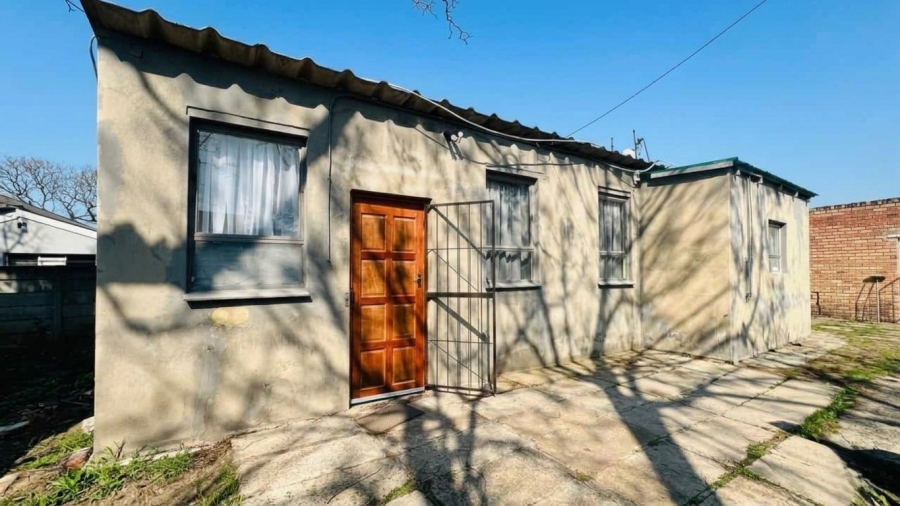 3 Bedroom Property for Sale in Summerpride Eastern Cape